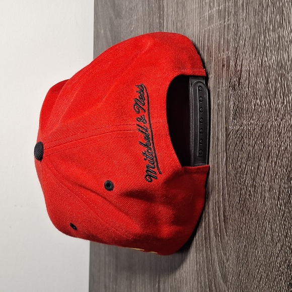 CALGARY FLAMES NHL Mitchell & Ness Hockey Snapback (Adjustable) - Picture 3 of 8